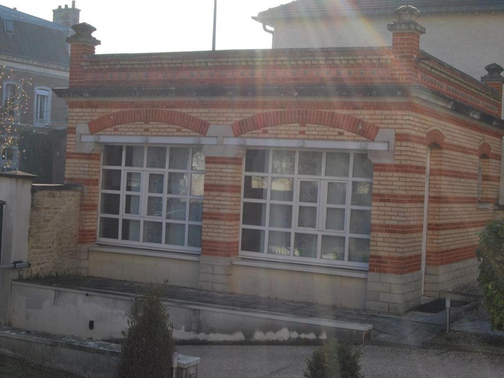 Gite La Tour Boileau Troyes Bagian luar foto
