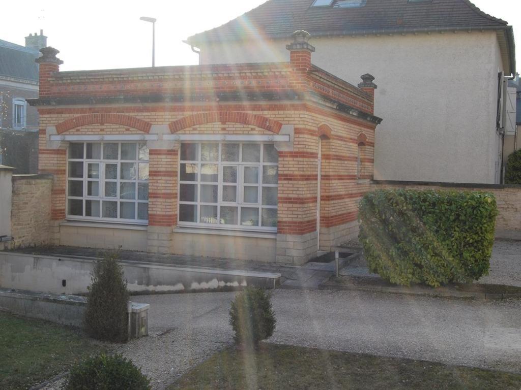 Gite La Tour Boileau Troyes Bagian luar foto